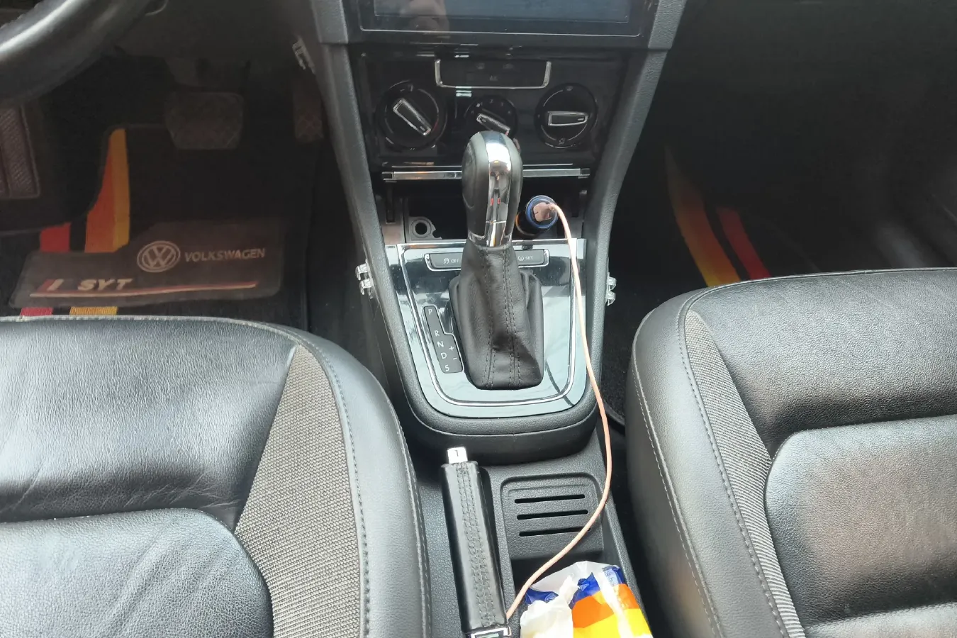 2015 Volkswagen Bora 1.6L 105HP L4 6AT,autocango,china used car exporter,china ev exporter,chinese used car exporter,chinese used ev exporter