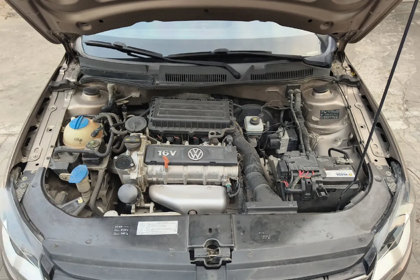 2015 Volkswagen Bora 1.6L 105HP L4 6AT,autocango,china used car exporter,china ev exporter,chinese used car exporter,chinese used ev exporter