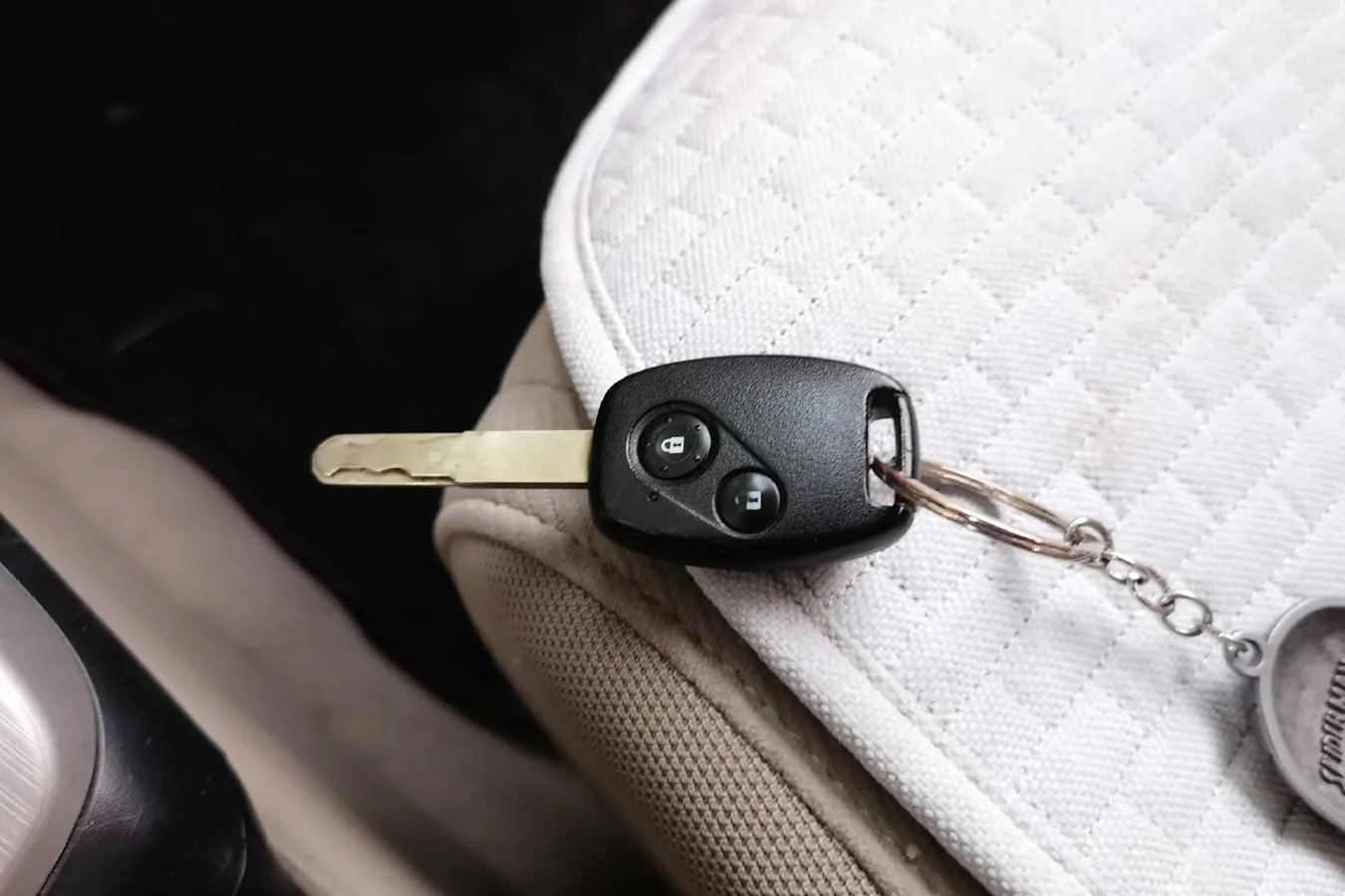 2012 Ciimo Ciimo 1.8L 140HP L4 5AT,autocango,china used car exporter,china ev exporter,chinese used car exporter,chinese used ev exporter