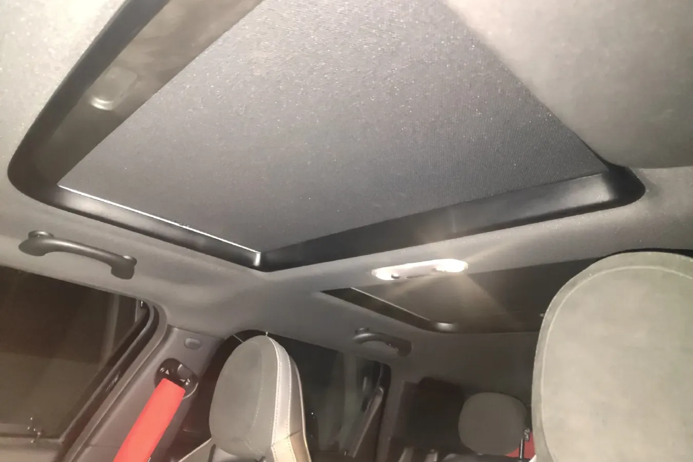 2022 MINI JCW CLUBMAN 2.0T 272HP L4 8AT,autocango,china used car exporter,china ev exporter,chinese used car exporter,chinese used ev exporter