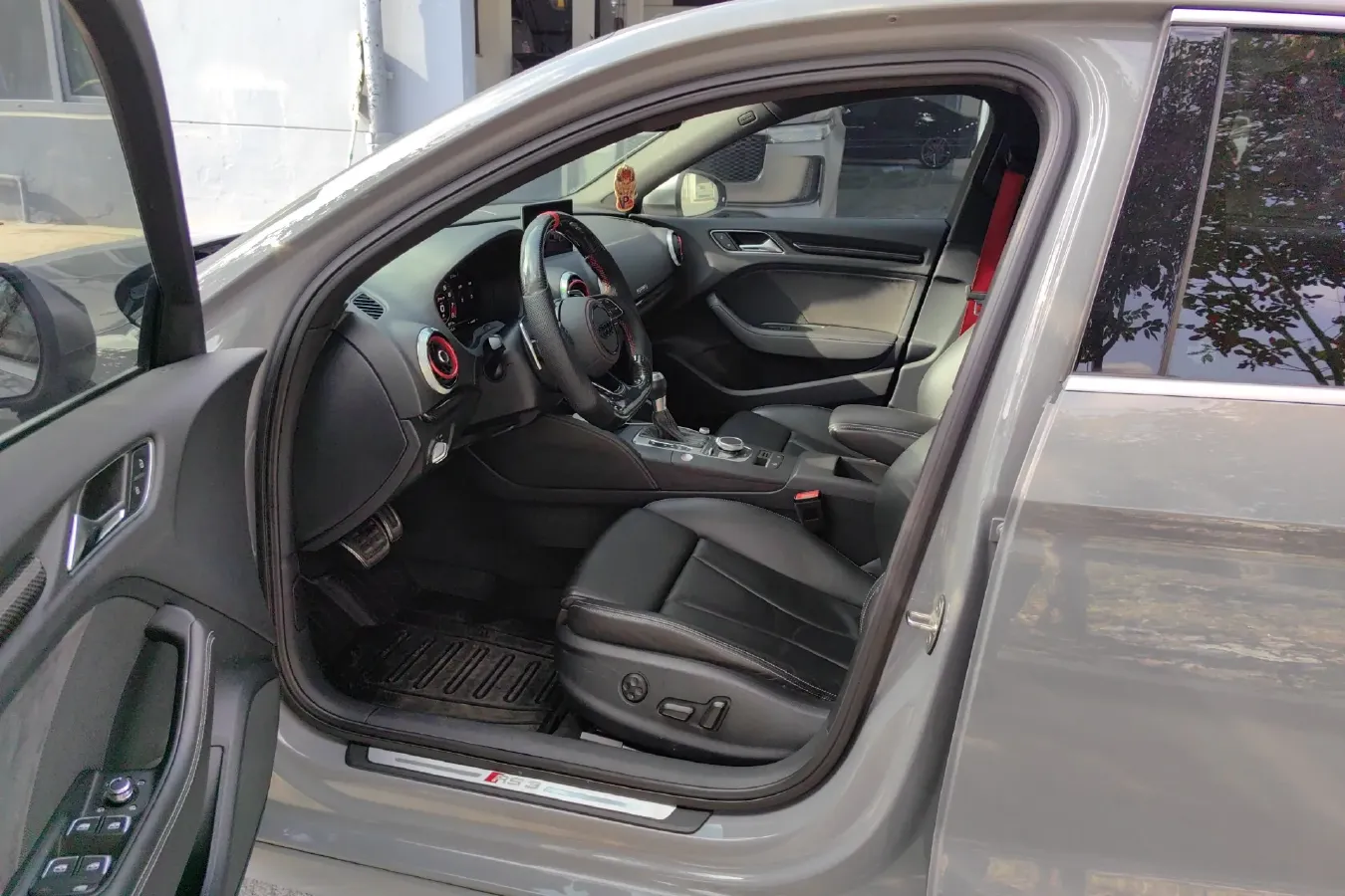 2017 Audi RS 3 2.5T 400HP L5 7DCT,autocango,china used car exporter,china ev exporter,chinese used car exporter,chinese used ev exporter