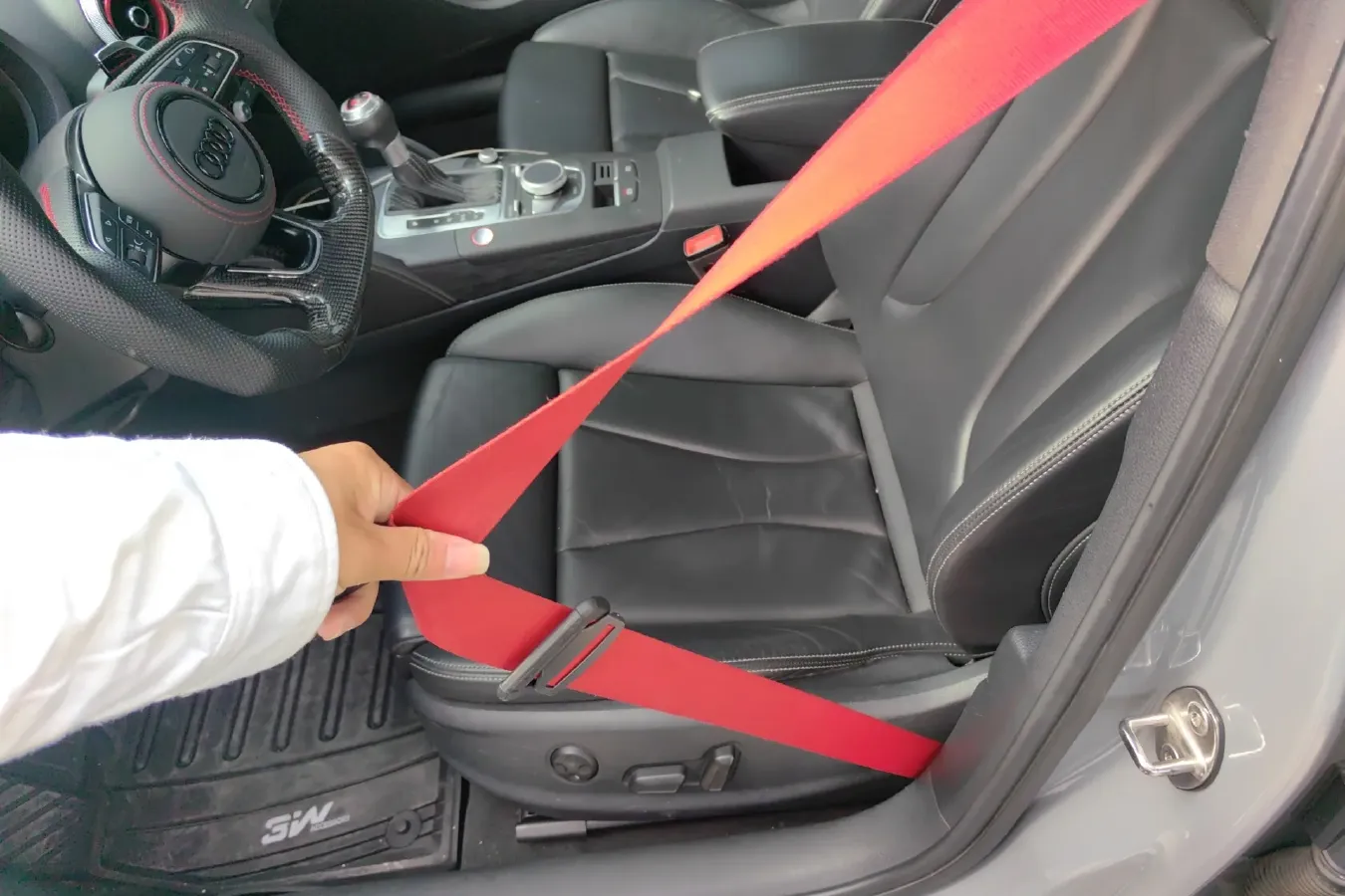 2017 Audi RS 3 2.5T 400HP L5 7DCT,autocango,china used car exporter,china ev exporter,chinese used car exporter,chinese used ev exporter