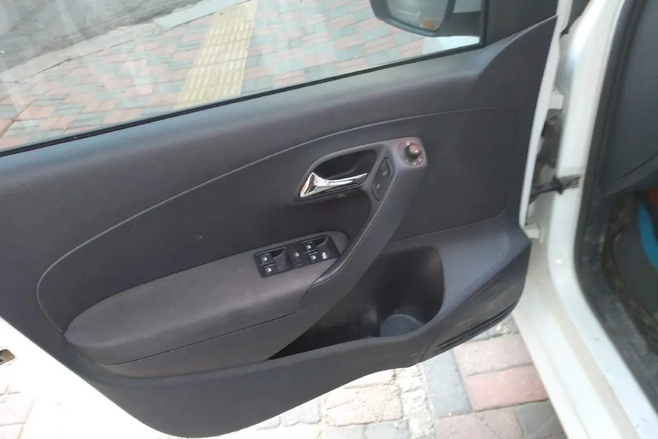 2016 Volkswagen Polo 1.4L 90HP L4 5MT,autocango,china used car exporter,china ev exporter,chinese used car exporter,chinese used ev exporter