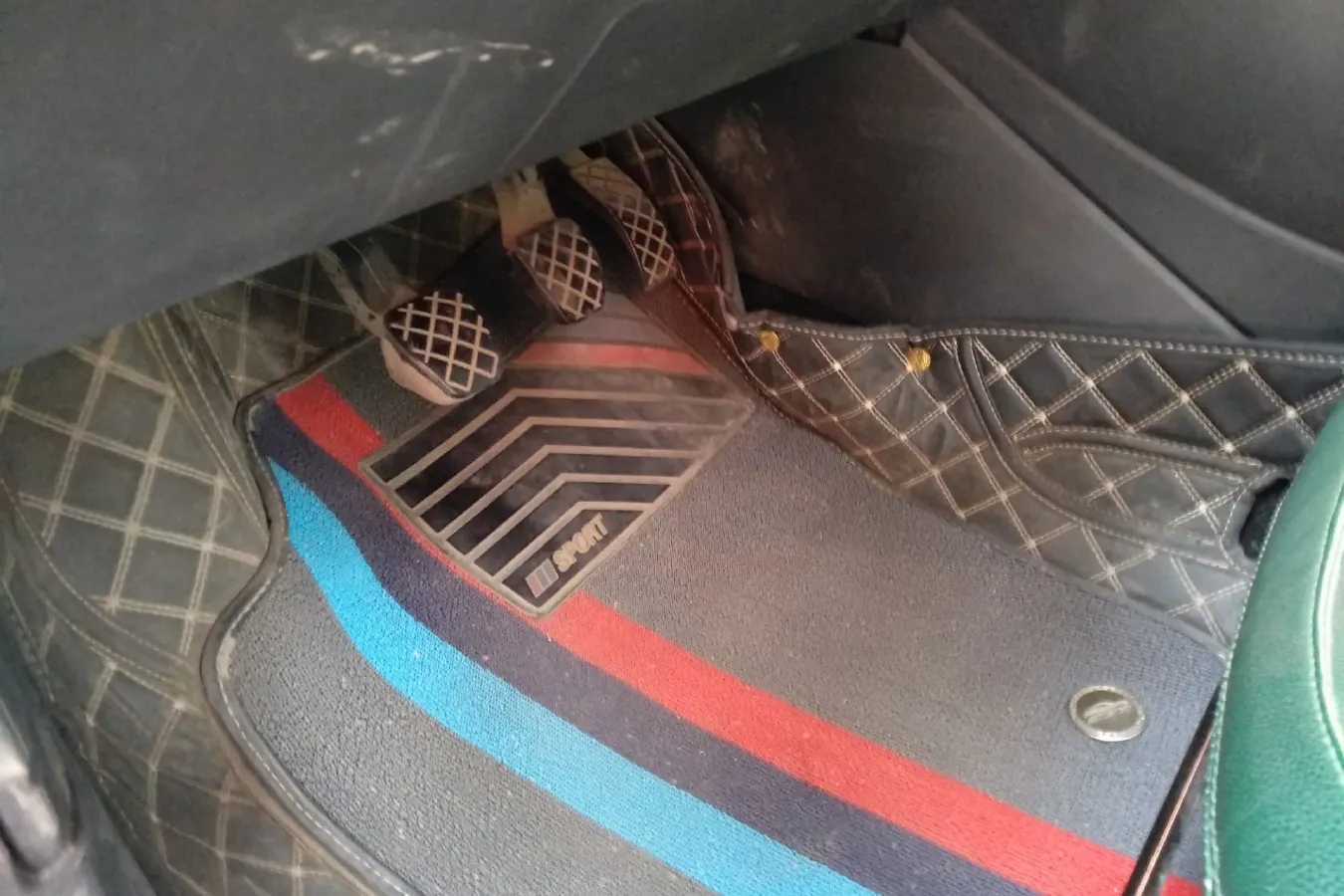 2016 Volkswagen Polo 1.4L 90HP L4 5MT,autocango,china used car exporter,china ev exporter,chinese used car exporter,chinese used ev exporter