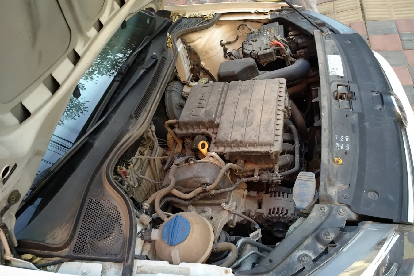 2016 Volkswagen Polo 1.4L 90HP L4 5MT,autocango,china used car exporter,china ev exporter,chinese used car exporter,chinese used ev exporter