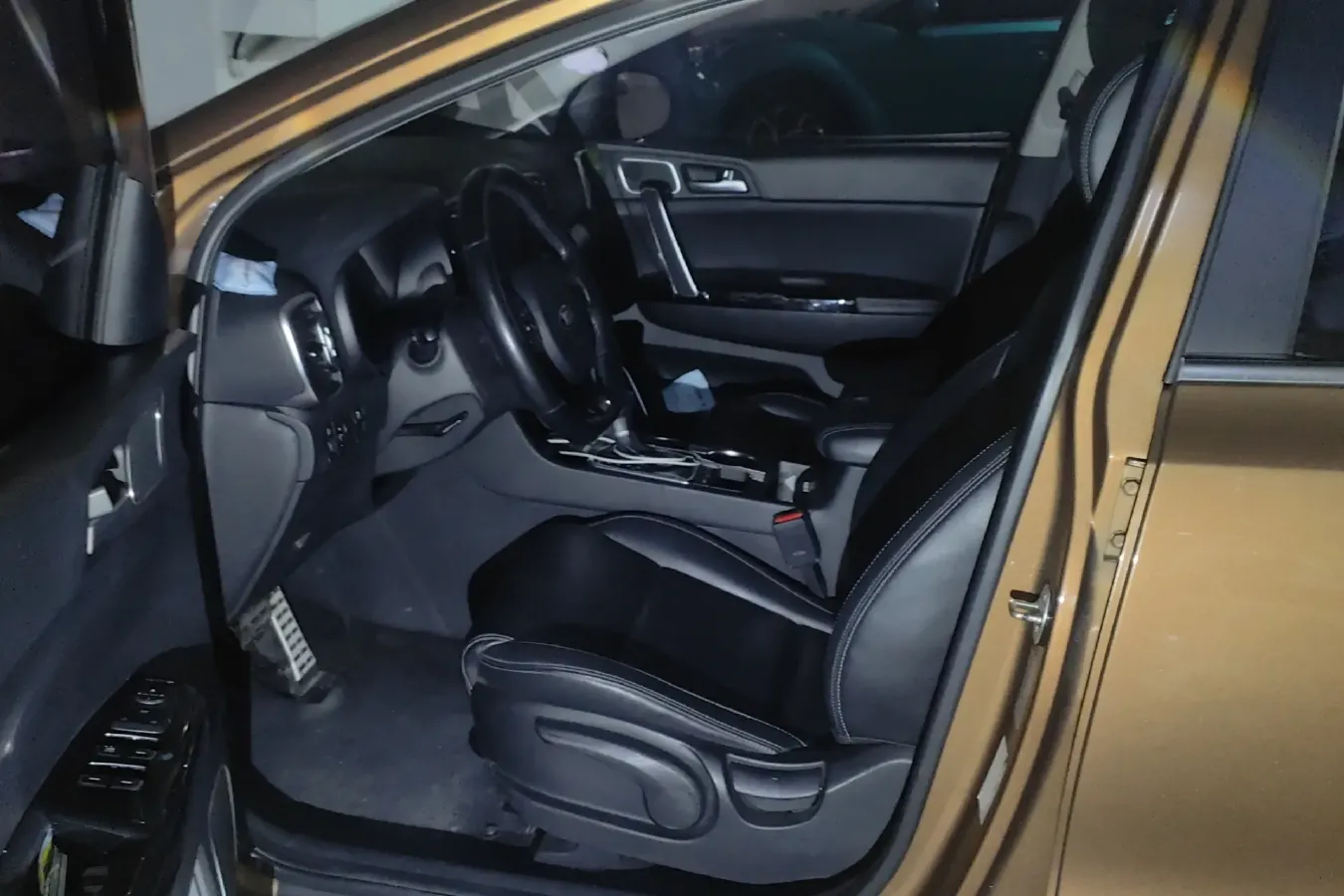 2016 Kia KX5 1.6T 177HP L4 7DCT,autocango,china used car exporter,china ev exporter,chinese used car exporter,chinese used ev exporter