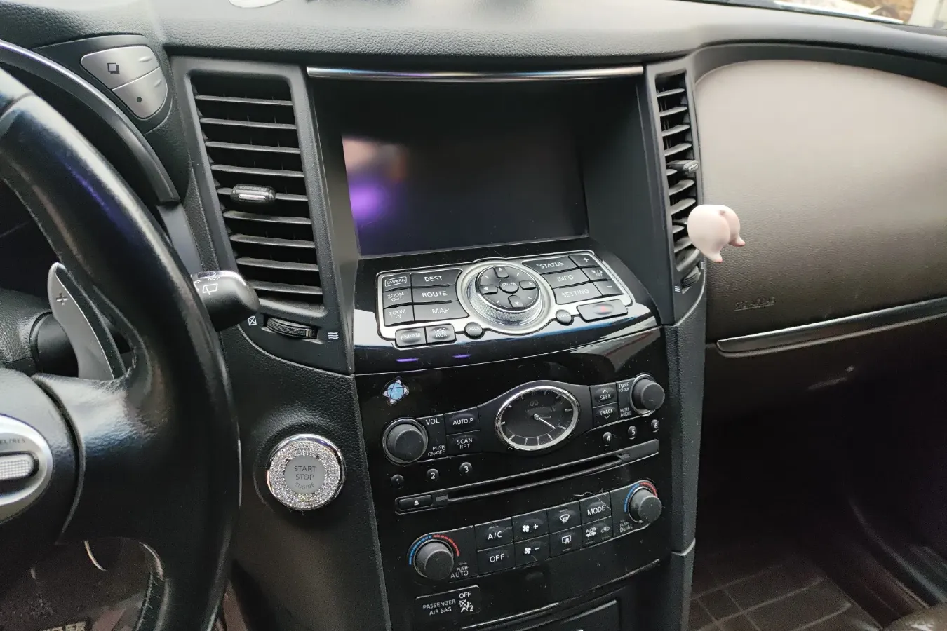 2013 Infiniti QX70 3.7L 351HP V6 7AT,autocango,china used car exporter,china ev exporter,chinese used car exporter,chinese used ev exporter