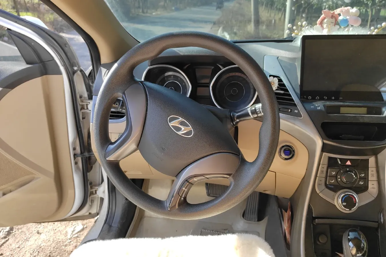 2013 Hyundai Elantra 1.6L 128HP L4 6AT,autocango,china used car exporter,china ev exporter,chinese used car exporter,chinese used ev exporter