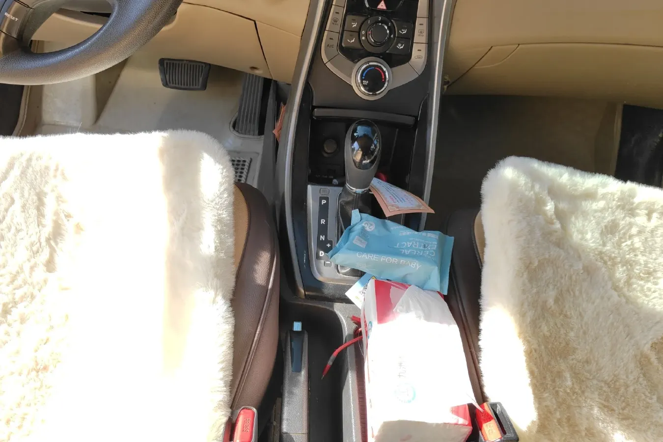 2013 Hyundai Elantra 1.6L 128HP L4 6AT,autocango,china used car exporter,china ev exporter,chinese used car exporter,chinese used ev exporter