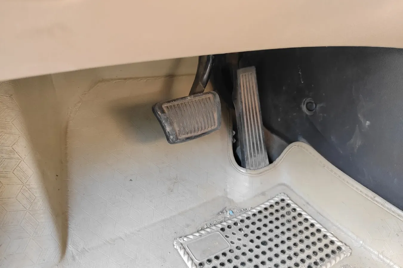 2013 Hyundai Elantra 1.6L 128HP L4 6AT,autocango,china used car exporter,china ev exporter,chinese used car exporter,chinese used ev exporter