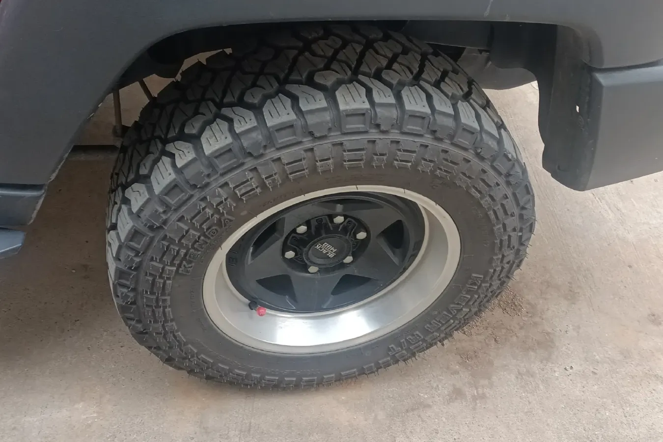 2019 BeiJing F40 2.3T 250HP L4 6AT,autocango,china used car exporter,china ev exporter,chinese used car exporter,chinese used ev exporter