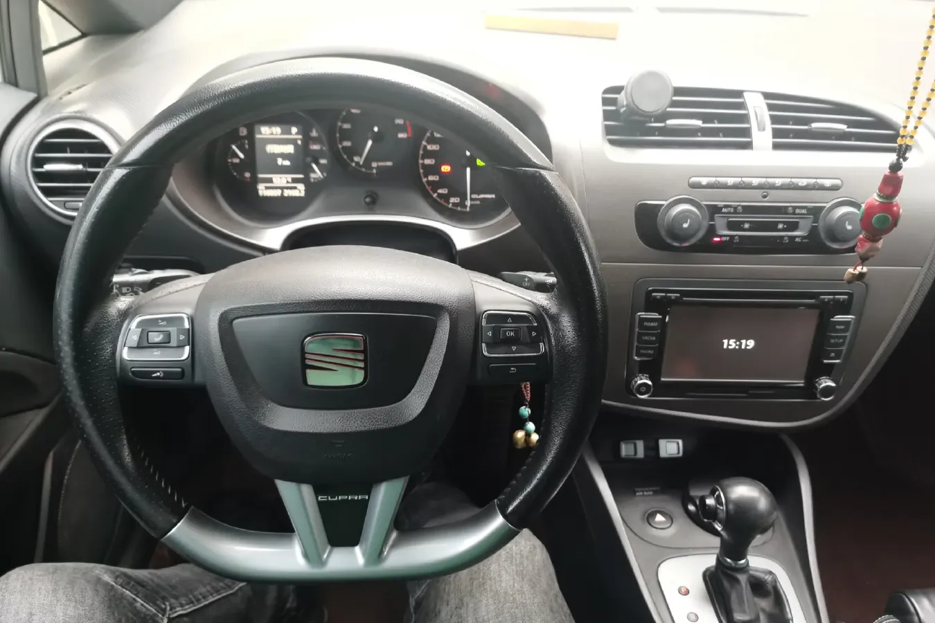 2012 Seat Leon 2.0T 211HP L4 6DCT,autocango,china used car exporter,china ev exporter,chinese used car exporter,chinese used ev exporter