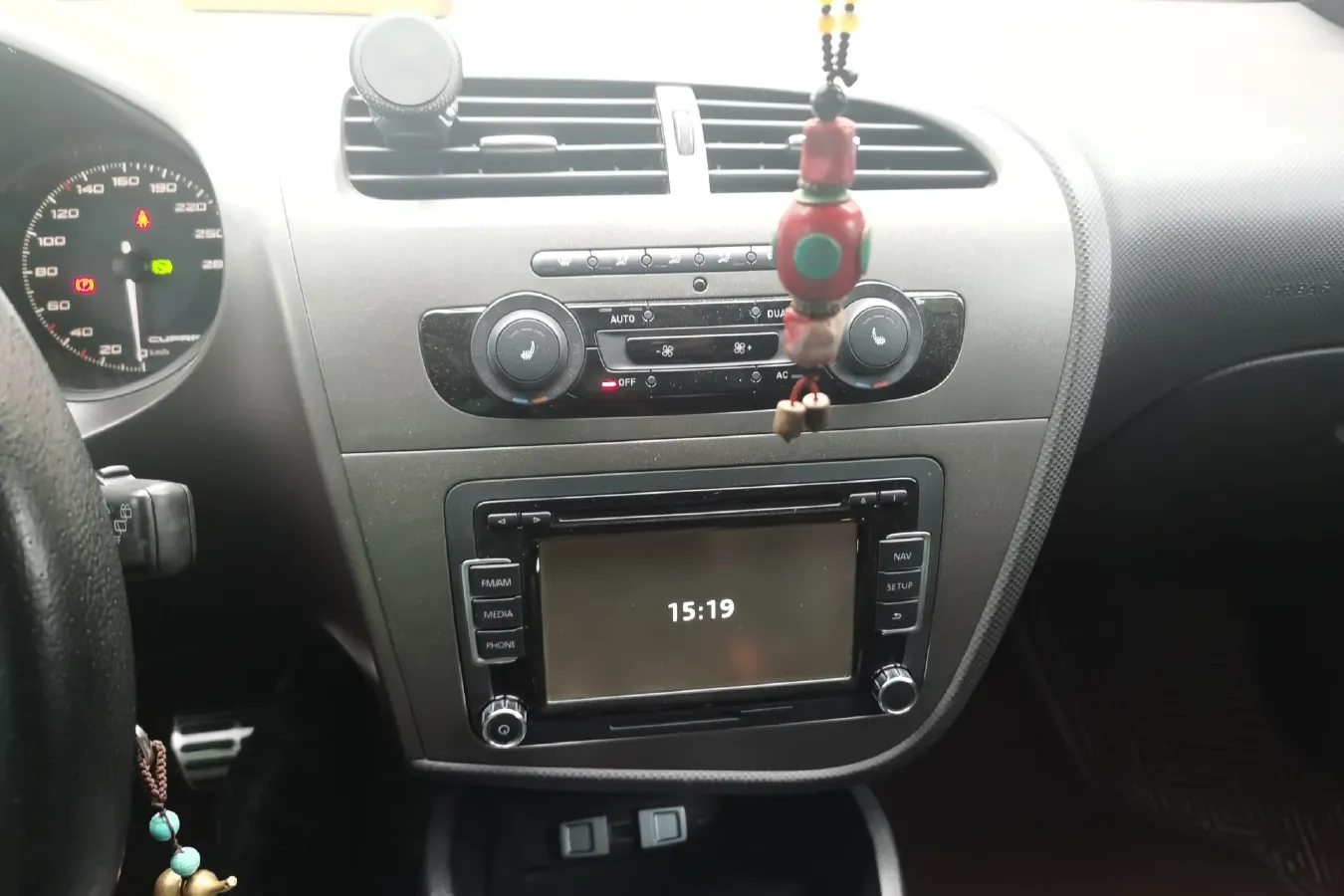 2012 Seat Leon 2.0T 211HP L4 6DCT,autocango,china used car exporter,china ev exporter,chinese used car exporter,chinese used ev exporter