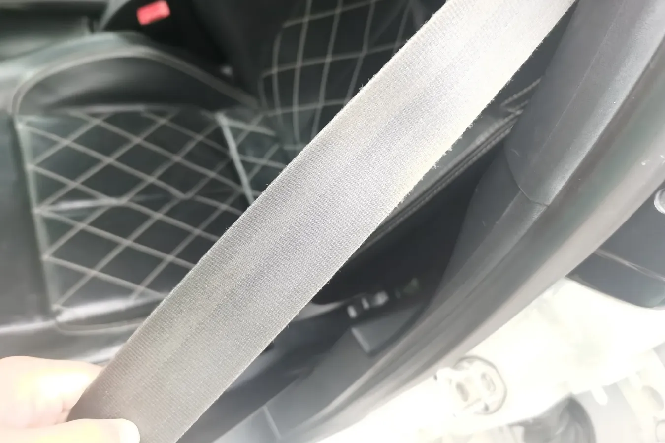 2012 Seat Leon 2.0T 211HP L4 6DCT,autocango,china used car exporter,china ev exporter,chinese used car exporter,chinese used ev exporter