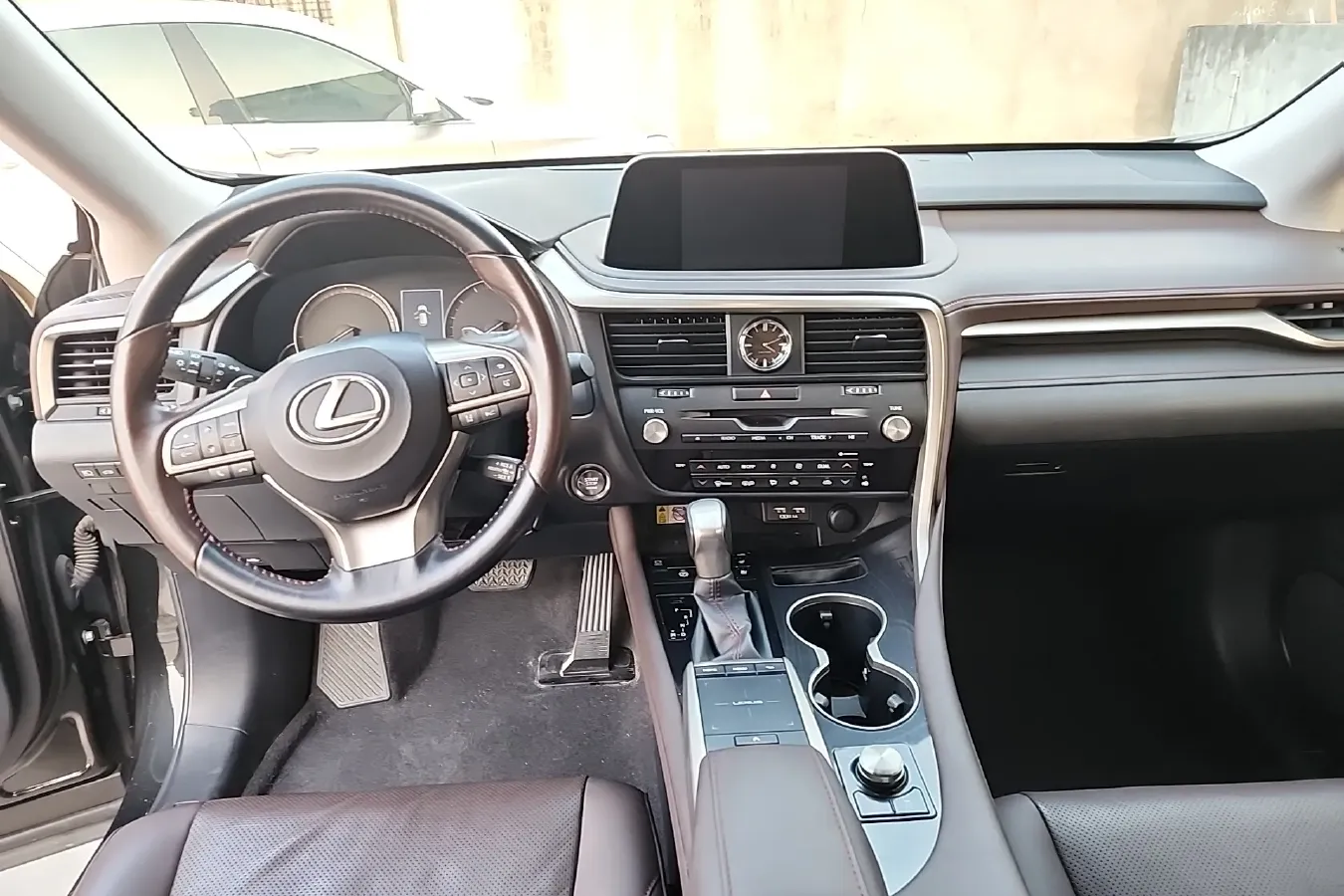 2020 Lexus RX 2.0T 231HP L4 6AT,autocango,china used car exporter,china ev exporter,chinese used car exporter,chinese used ev exporter