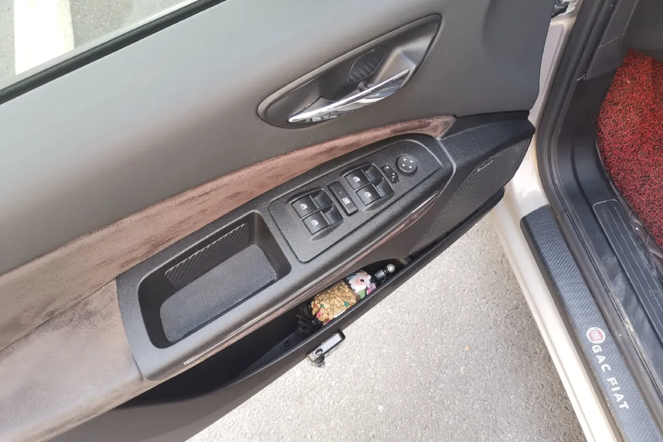 2011 Fiat Bravo 1.4T 120HP L4 6AMT,autocango,china used car exporter,china ev exporter,chinese used car exporter,chinese used ev exporter