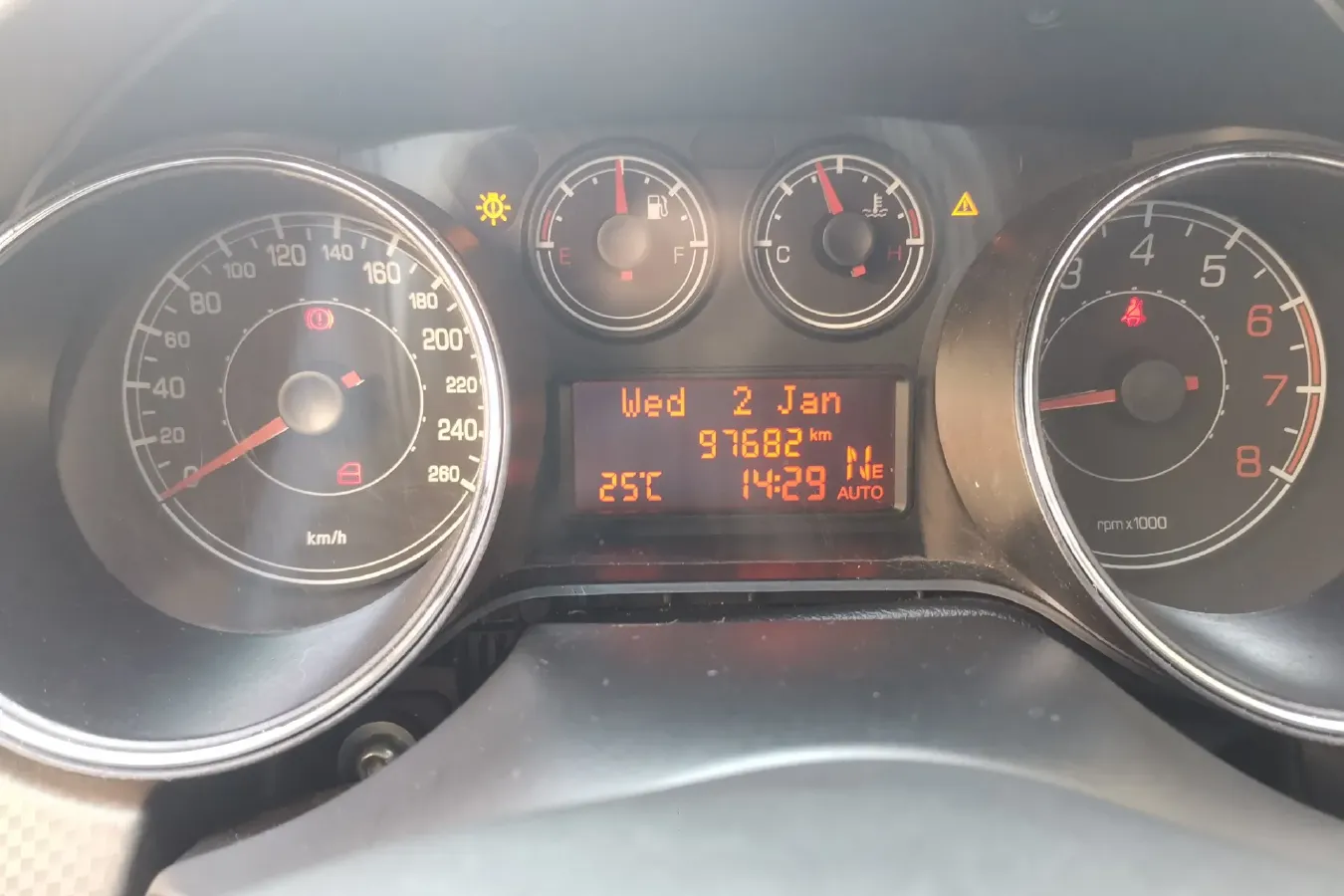 2011 Fiat Bravo 1.4T 120HP L4 6AMT,autocango,china used car exporter,china ev exporter,chinese used car exporter,chinese used ev exporter