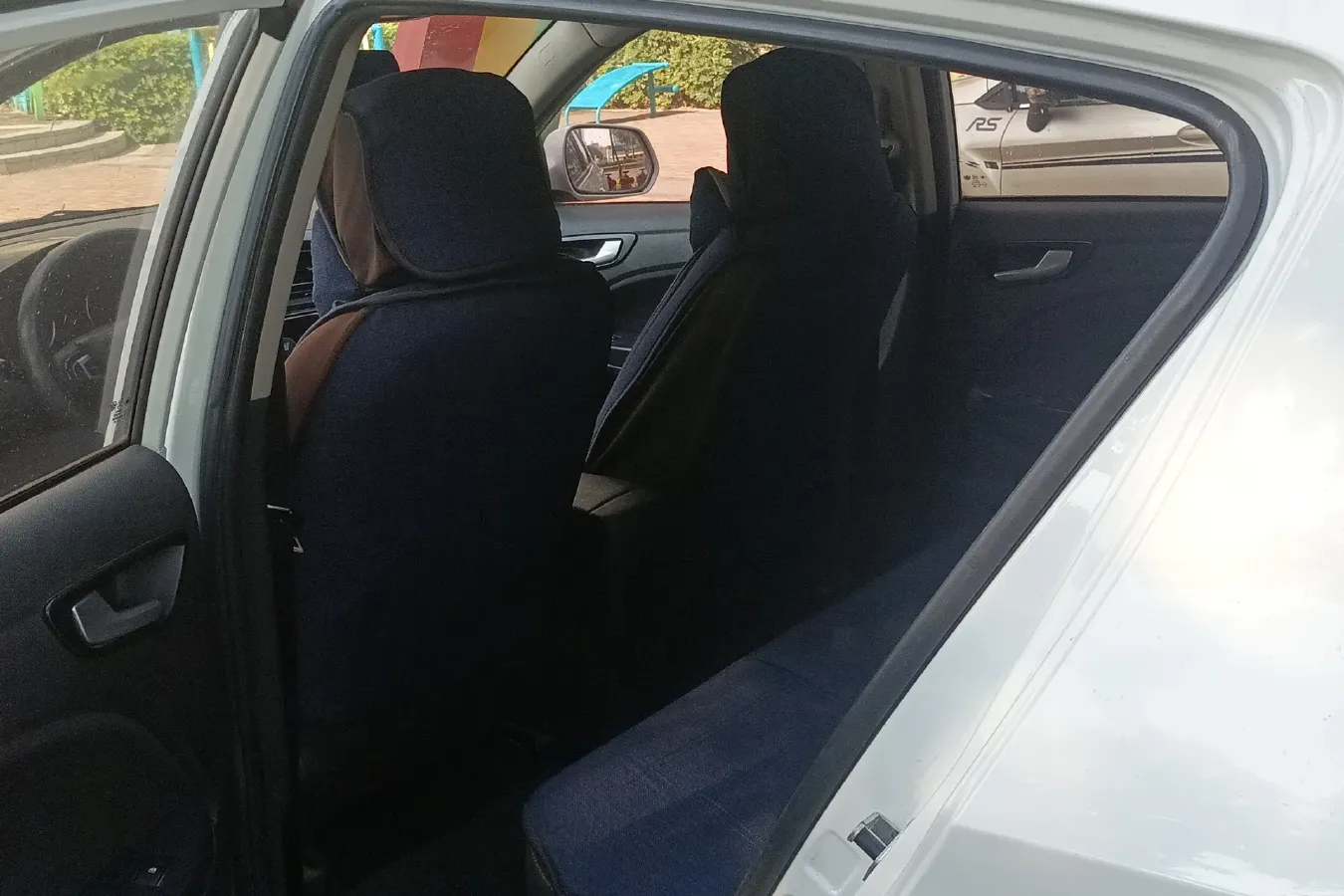 2017 FAW Jumpal D60 1.5L 113HP L4 5MT,autocango,china used car exporter,china ev exporter,chinese used car exporter,chinese used ev exporter