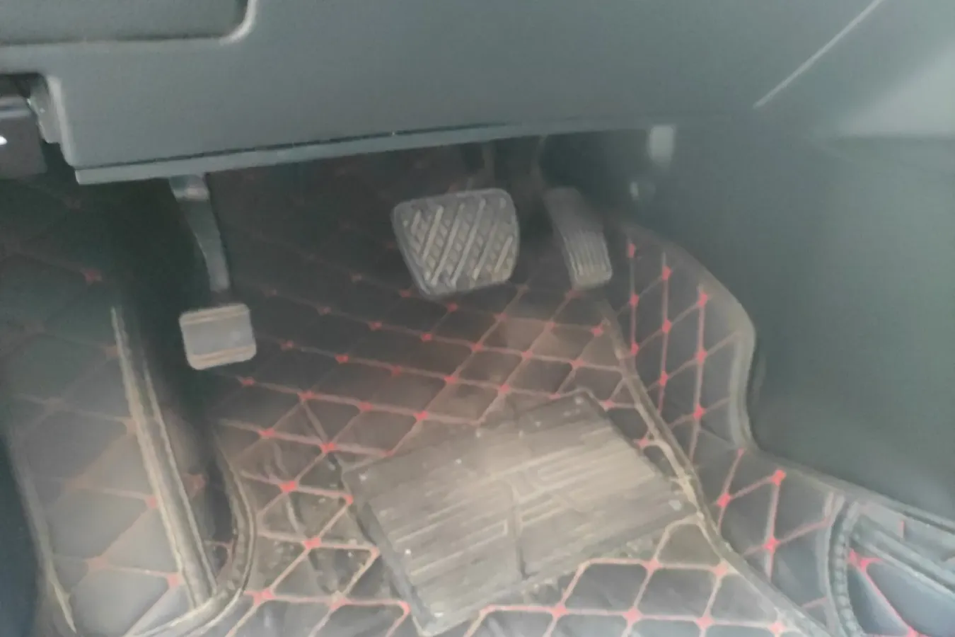 2018 Venucia T90 2.0L 144HP L4 CVT,autocango,china used car exporter,china ev exporter,chinese used car exporter,chinese used ev exporter