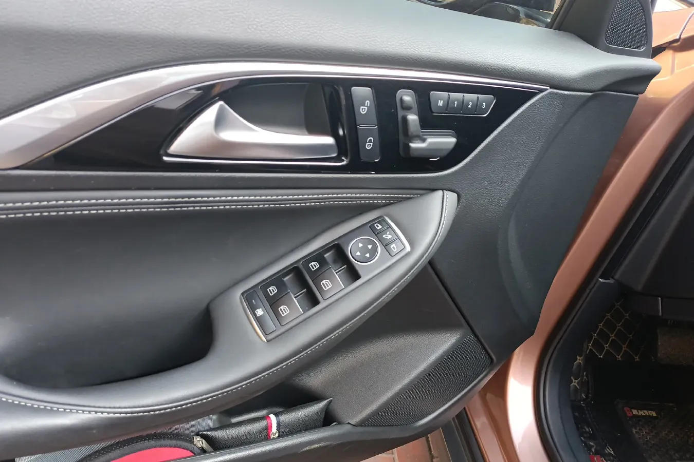 2018 Infiniti QX30 1.6T 156HP L4 7DCT,autocango,china used car exporter,china ev exporter,chinese used car exporter,chinese used ev exporter