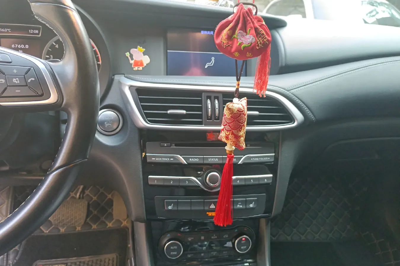 2018 Infiniti QX30 1.6T 156HP L4 7DCT,autocango,china used car exporter,china ev exporter,chinese used car exporter,chinese used ev exporter