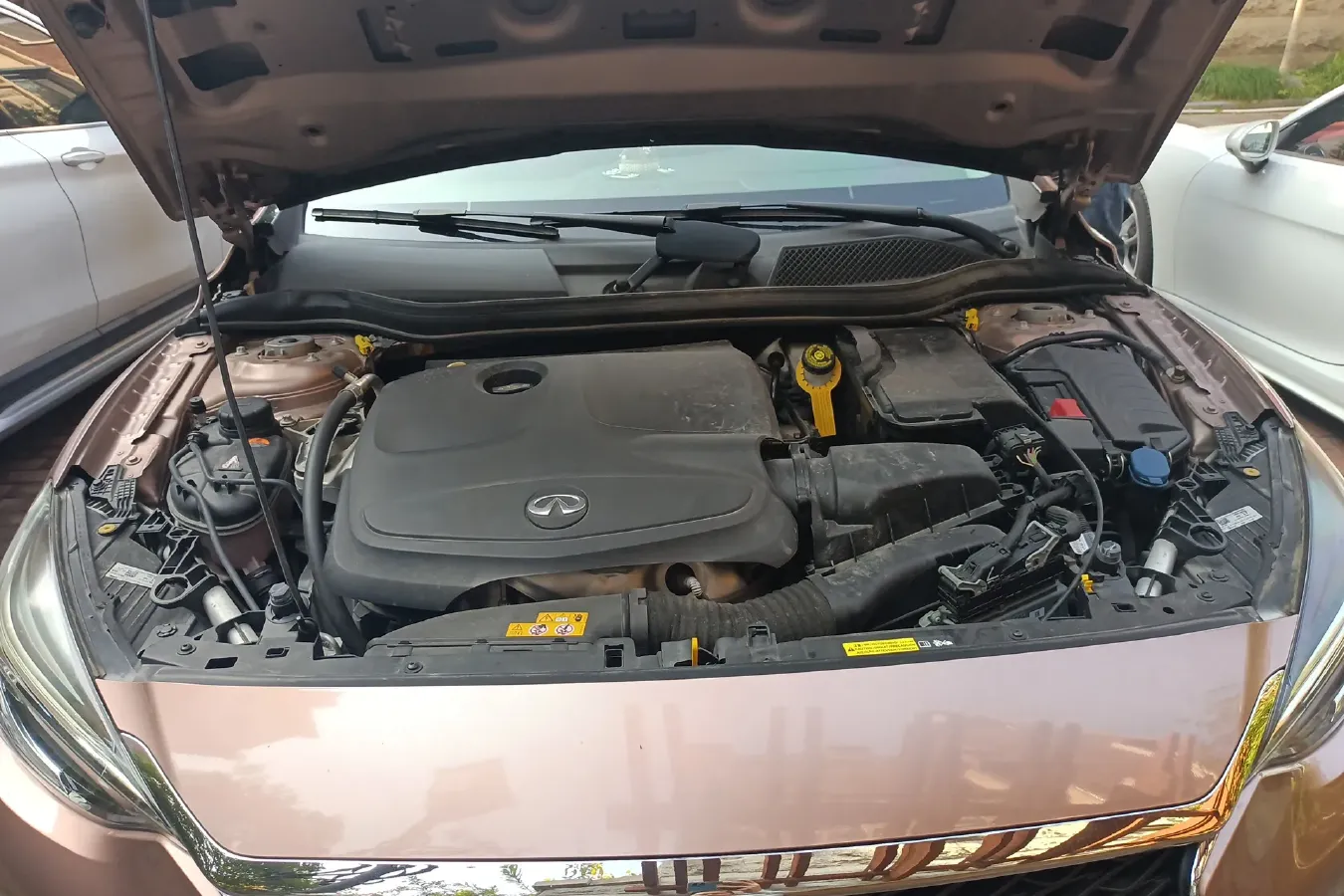 2018 Infiniti QX30 1.6T 156HP L4 7DCT,autocango,china used car exporter,china ev exporter,chinese used car exporter,chinese used ev exporter