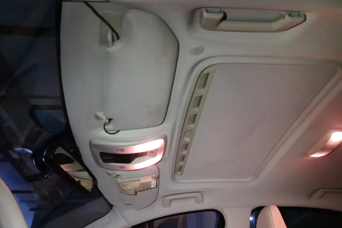 2010 Volvo S80L 2.5T 200HP L5 6AT,autocango,china used car exporter,china ev exporter,chinese used car exporter,chinese used ev exporter