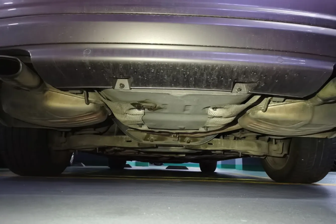 2010 Volvo S80L 2.5T 200HP L5 6AT,autocango,china used car exporter,china ev exporter,chinese used car exporter,chinese used ev exporter