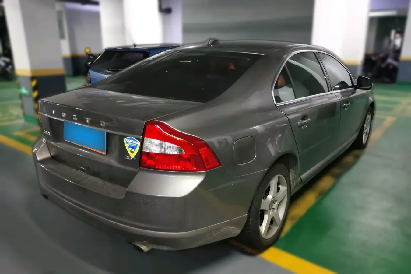 2010 Volvo S80L 2.5T 200HP L5 6AT,autocango,china used car exporter,china ev exporter,chinese used car exporter,chinese used ev exporter