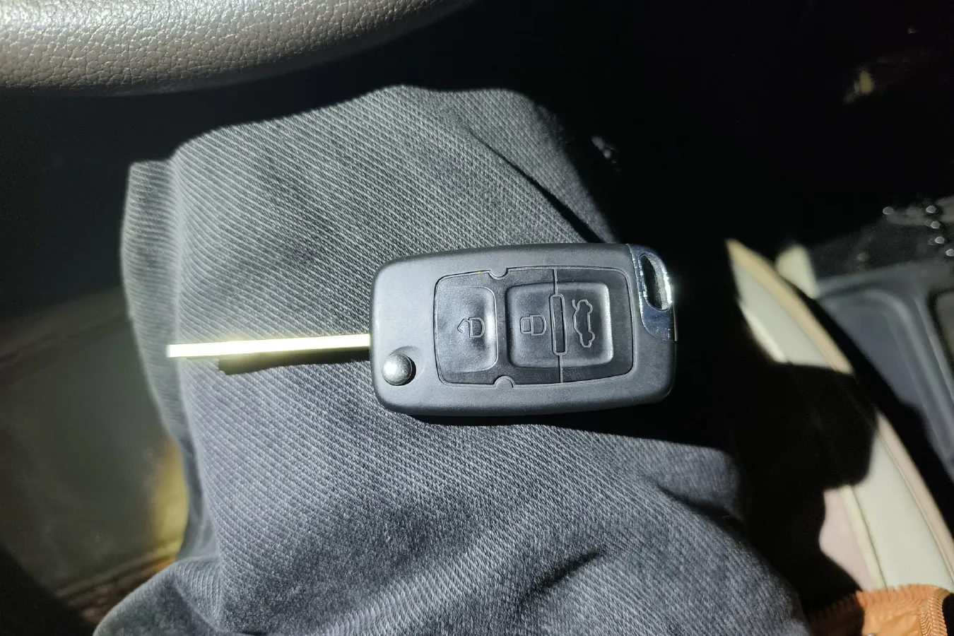 2013 Geely GC7 1.5L 109HP L4 5MT,autocango,china used car exporter,china ev exporter,chinese used car exporter,chinese used ev exporter