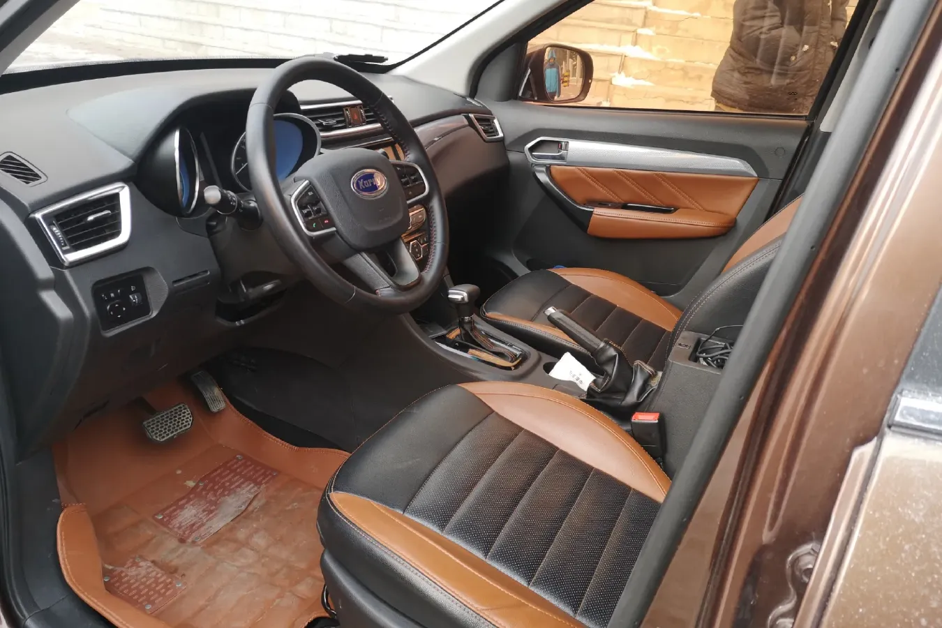 2017 Karry K60 1.5L 109HP L4 4AT,autocango,china used car exporter,china ev exporter,chinese used car exporter,chinese used ev exporter