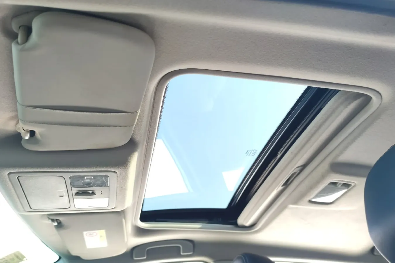 2019 Nissan Tiida 1.6L 126HP L4 CVT,autocango,china used car exporter,china ev exporter,chinese used car exporter,chinese used ev exporter