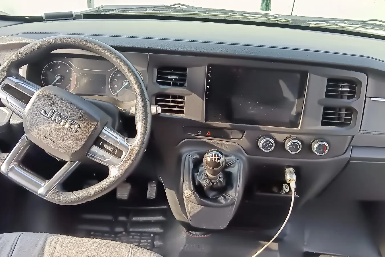 2022 JMC FuShun 2.0T 146HP L4 6MT,autocango,china used car exporter,china ev exporter,chinese used car exporter,chinese used ev exporter