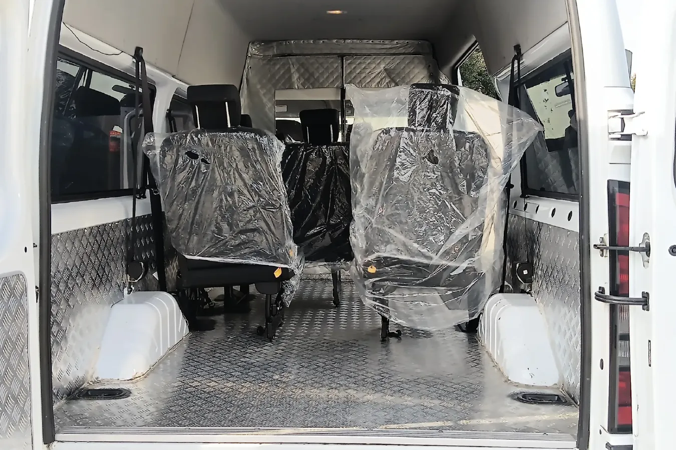 2022 JMC FuShun 2.0T 146HP L4 6MT,autocango,china used car exporter,china ev exporter,chinese used car exporter,chinese used ev exporter