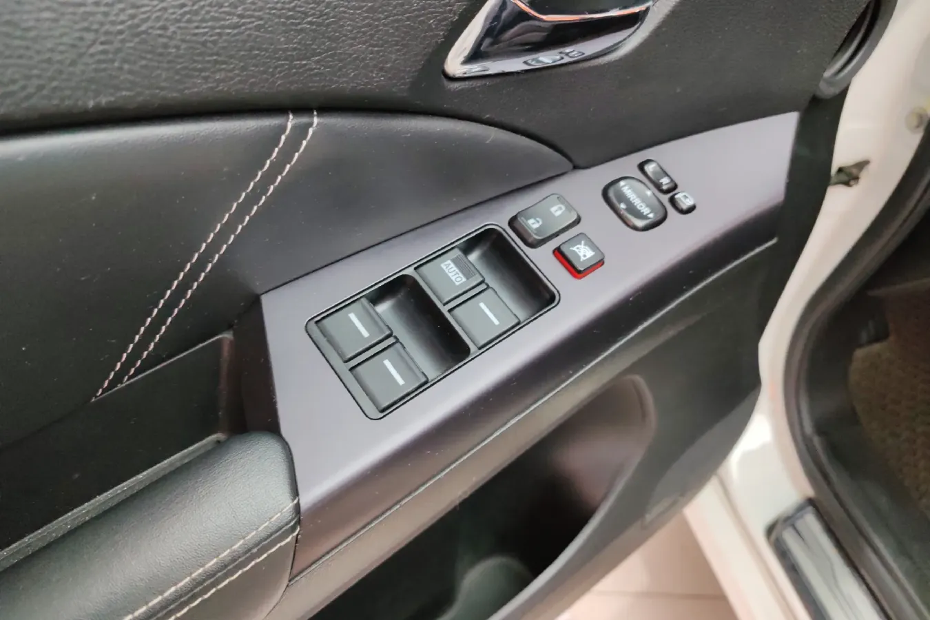 2016 BYD e6 BEV 82KWH,autocango,china used car exporter,china ev exporter,chinese used car exporter,chinese used ev exporter