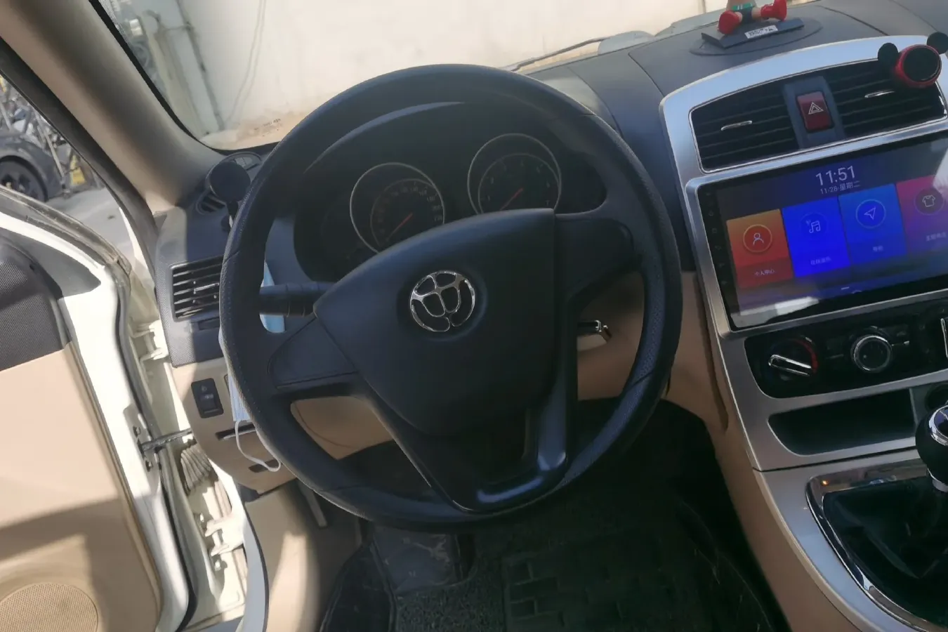 2012 Brilliance Auto H320 1.5L 105HP L4 5MT,autocango,china used car exporter,china ev exporter,chinese used car exporter,chinese used ev exporter