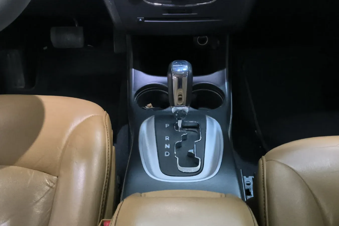 2013 Dodge JCUV 2.4L 170HP L4 6AT,autocango,china used car exporter,china ev exporter,chinese used car exporter,chinese used ev exporter