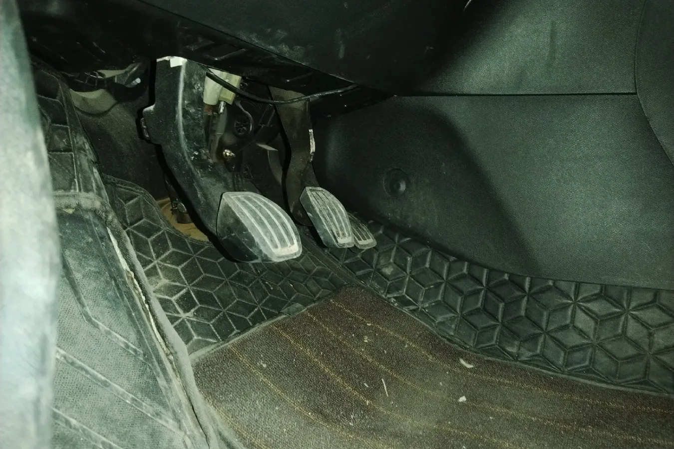 2015 Peugeot 308S 1.6L 117HP L4 5MT,autocango,china used car exporter,china ev exporter,chinese used car exporter,chinese used ev exporter