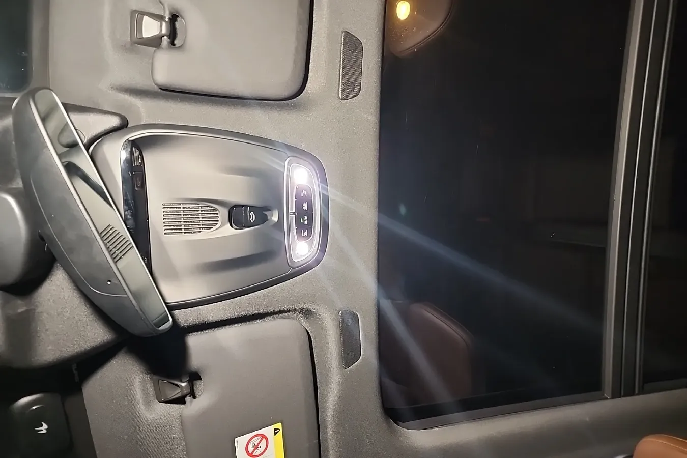 2021 Volvo XC60 2.0T 303HP L4 8AT PHEV 11.6KWH,autocango,china used car exporter,china ev exporter,chinese used car exporter,chinese used ev exporter