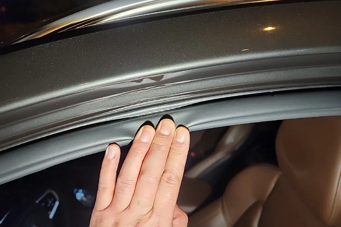 2021 Volvo XC60 2.0T 303HP L4 8AT PHEV 11.6KWH,autocango,china used car exporter,china ev exporter,chinese used car exporter,chinese used ev exporter