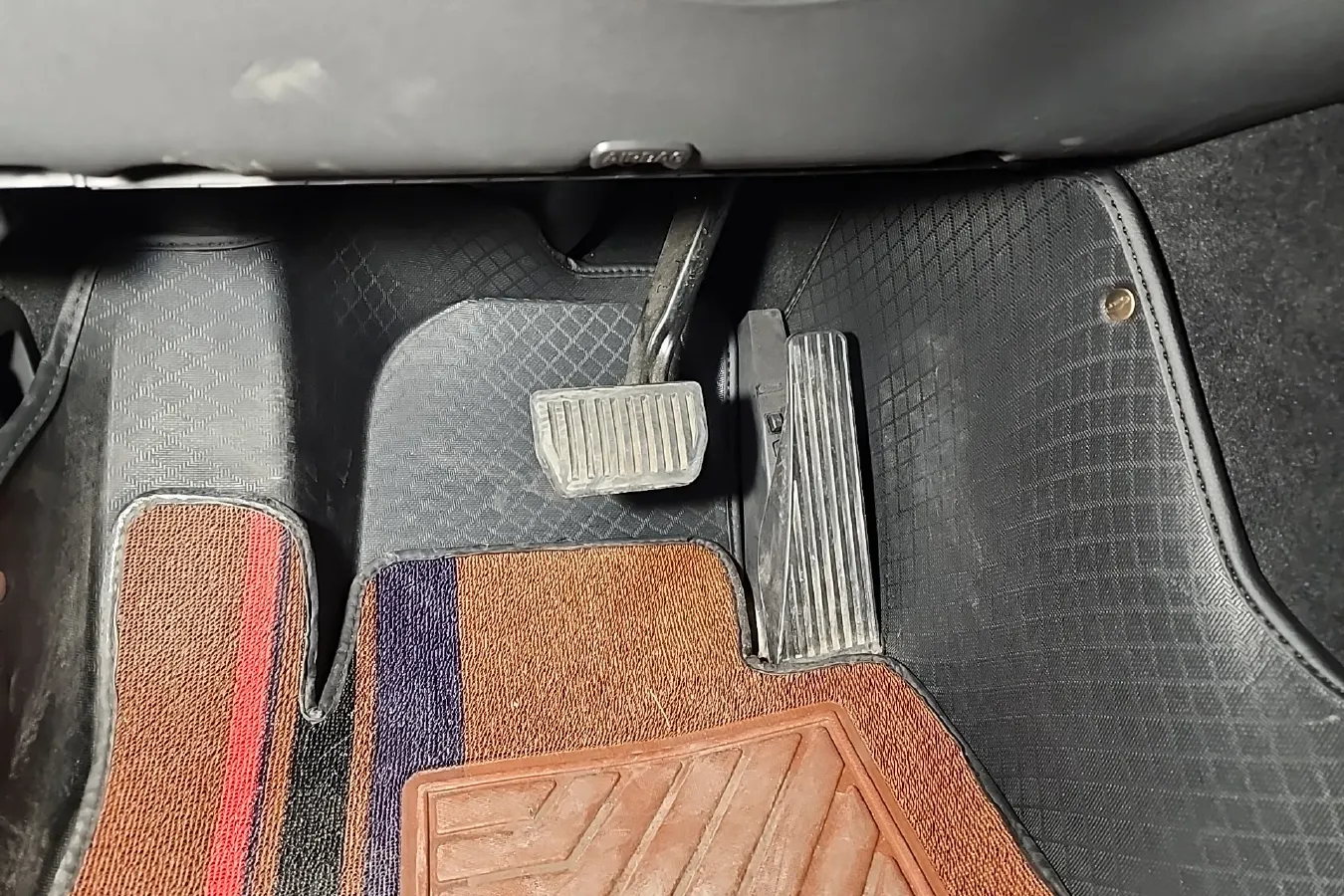 2021 Volvo XC60 2.0T 303HP L4 8AT PHEV 11.6KWH,autocango,china used car exporter,china ev exporter,chinese used car exporter,chinese used ev exporter