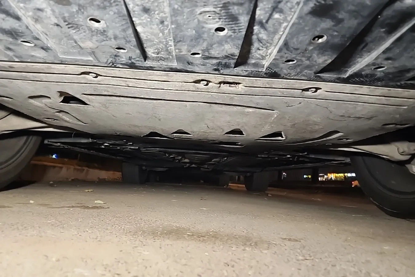 2021 Volvo XC60 2.0T 303HP L4 8AT PHEV 11.6KWH,autocango,china used car exporter,china ev exporter,chinese used car exporter,chinese used ev exporter