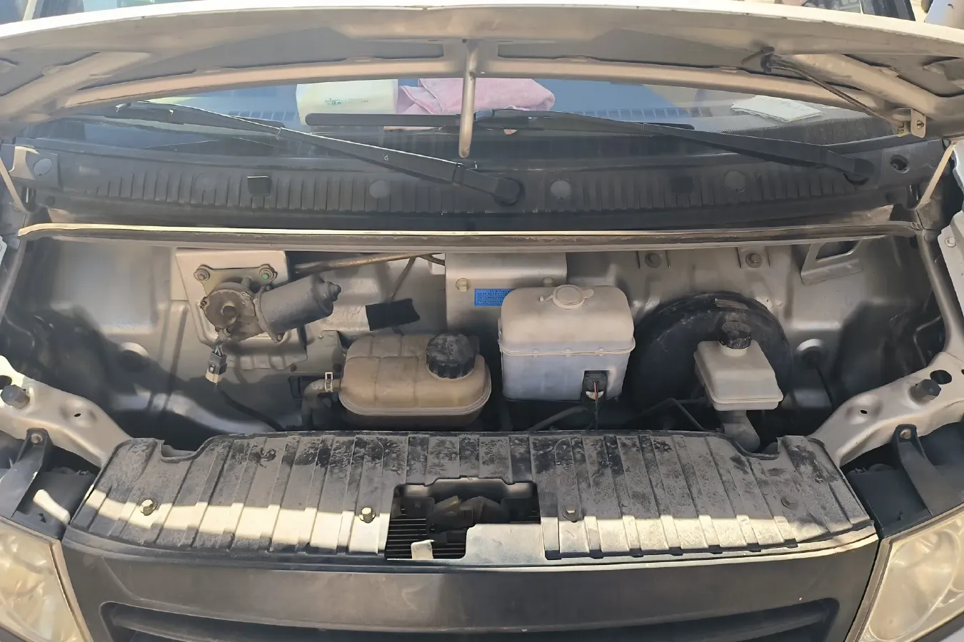 2014 GAC Gonow XingWang CL 1.2L 86HP L4 5MT,autocango,china used car exporter,china ev exporter,chinese used car exporter,chinese used ev exporter