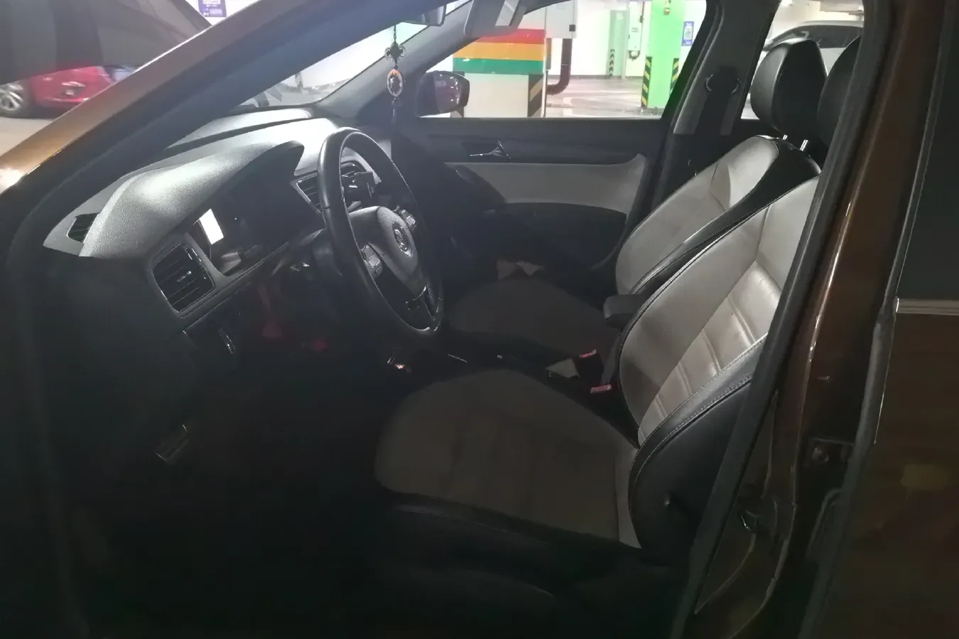 2014 Volkswagen Cross Lavida 1.4T 131HP L4 7DCT,autocango,china used car exporter,china ev exporter,chinese used car exporter,chinese used ev exporter