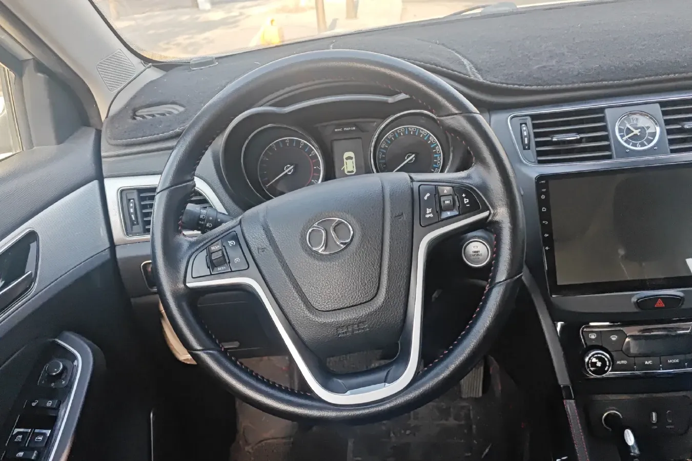 2016 BeiJing Auto Senova X55 1.5T 150HP L4 CVT,autocango,china used car exporter,china ev exporter,chinese used car exporter,chinese used ev exporter