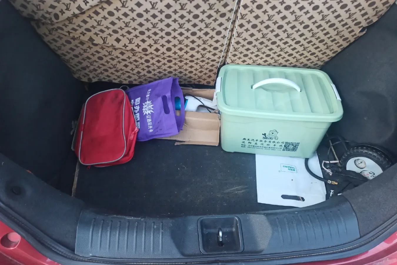 2013 Venucia R50 1.6L 117HP L4 4AT,autocango,china used car exporter,china ev exporter,chinese used car exporter,chinese used ev exporter