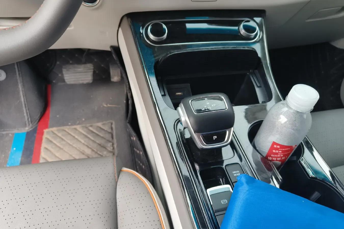 2022 DongFeng Forthing Yacht 1.5T 197HP L4 7DCT,autocango,china used car exporter,china ev exporter,chinese used car exporter,chinese used ev exporter