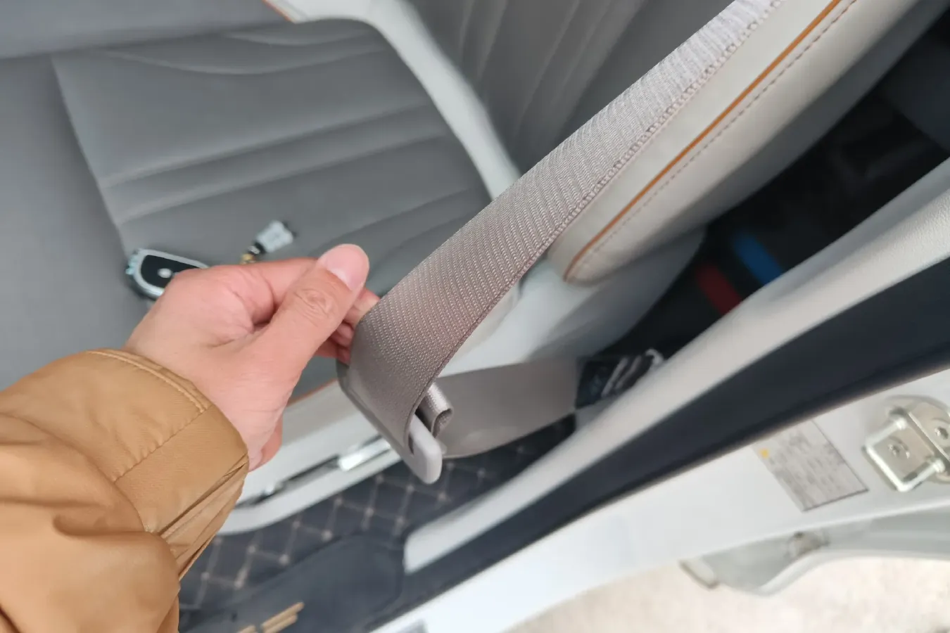 2022 DongFeng Forthing Yacht 1.5T 197HP L4 7DCT,autocango,china used car exporter,china ev exporter,chinese used car exporter,chinese used ev exporter