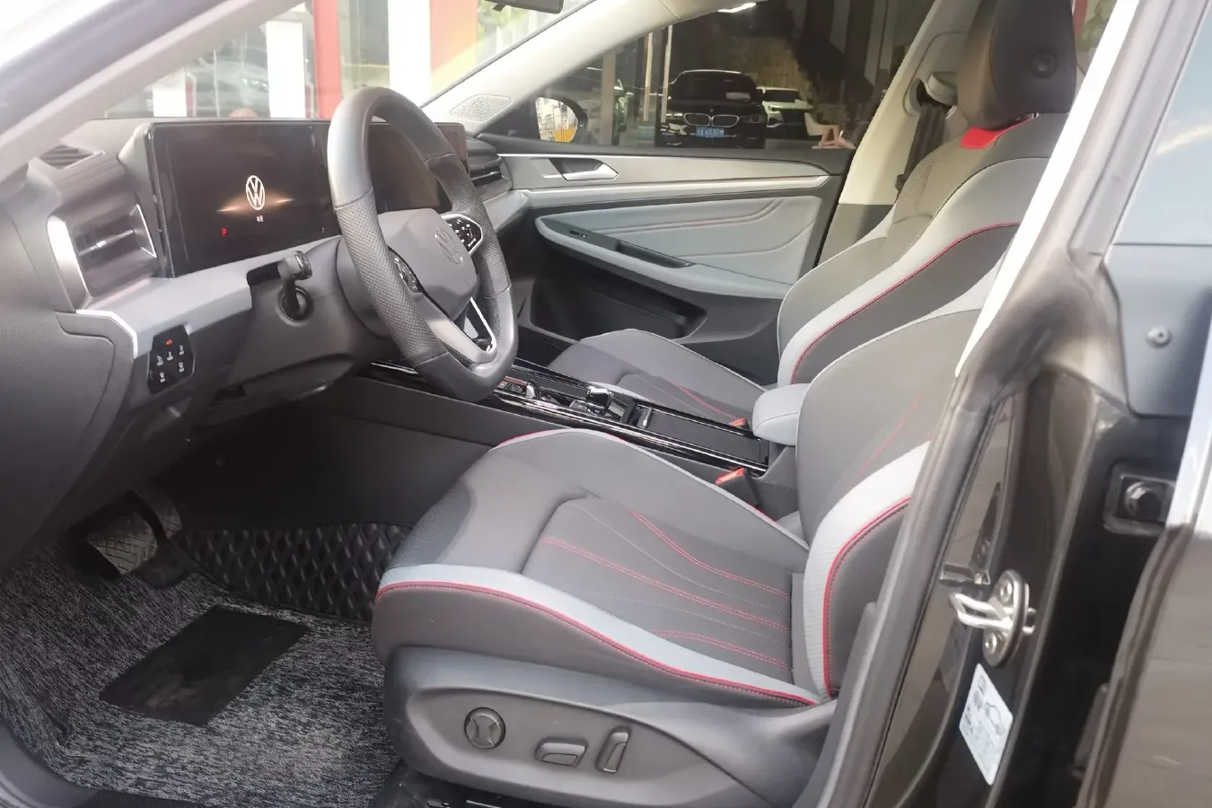 2022 Volkswagen Lamando 1.4T 150HP L4 7DCT,autocango,china used car exporter,china ev exporter,chinese used car exporter,chinese used ev exporter