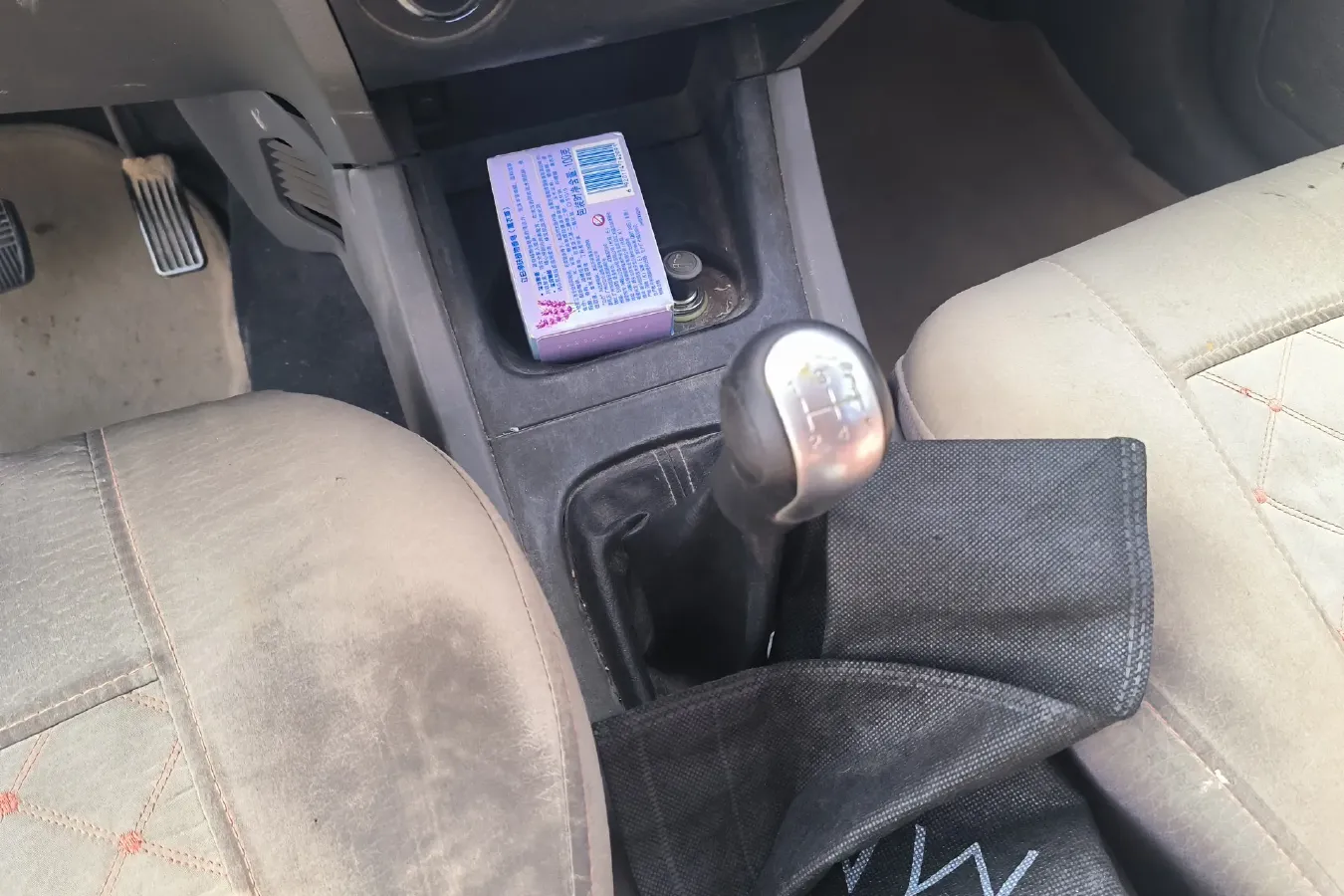 2013 FAW Senia S80 1.5L 109HP L4 5MT,autocango,china used car exporter,china ev exporter,chinese used car exporter,chinese used ev exporter